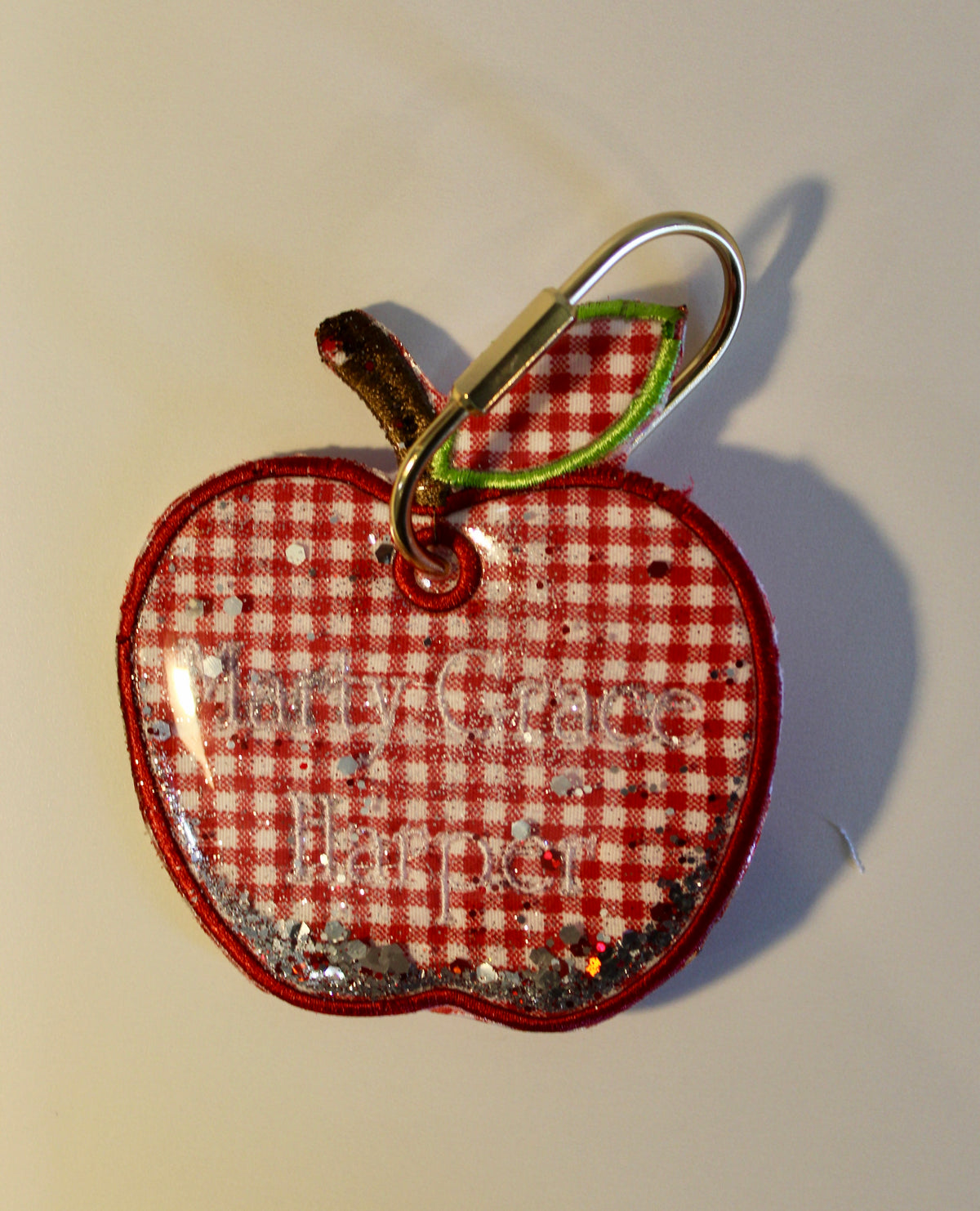 Personalized Shaker Bag Tag, Custom Name Backpack Tag, 4x4 Kids Bag Tag, Back to School Backpack Accessory, Custom Shaker Tag