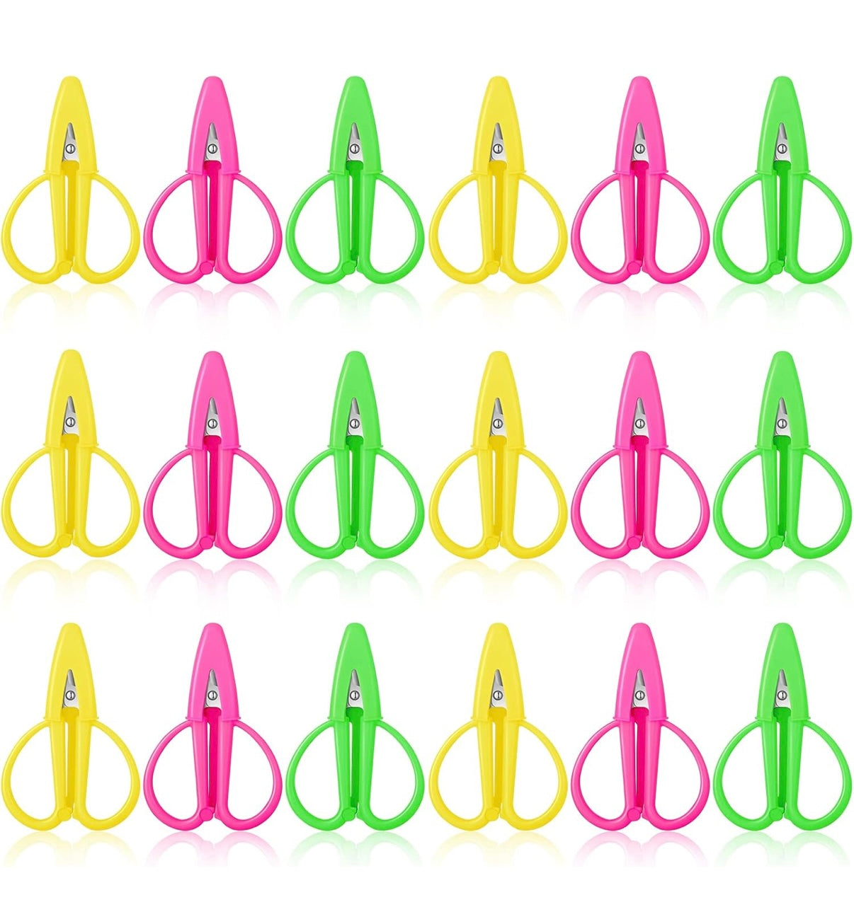 Mini Needlepoint Scissors with Protective Cap